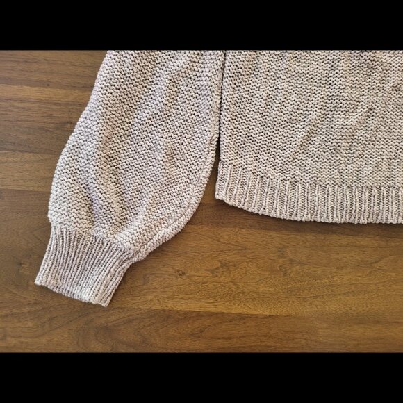 Pink long sleeve knitted cropped sweater - Picture 2 of 3